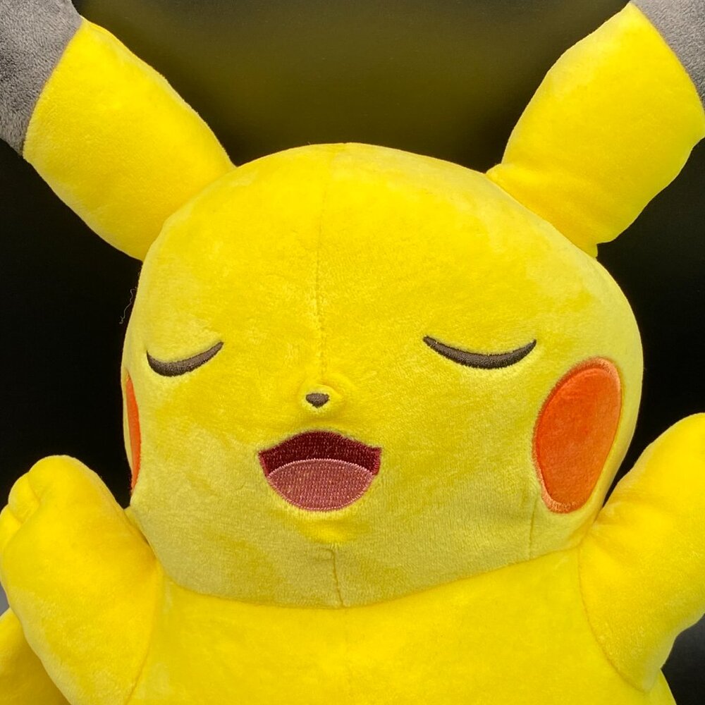 Pokémon Center Japan Sleep Goodnight Pikachu Plush Doll Limited Edition NWT - Picture 3 of 13